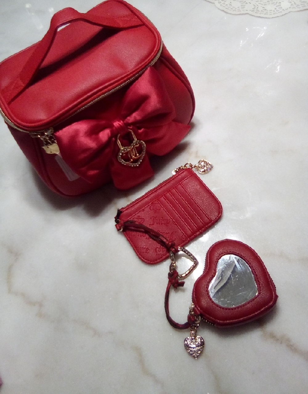 Juicy Couture Luxury Cosmetic Bag & Matching Card Holder w/Heart Shaped Mirror